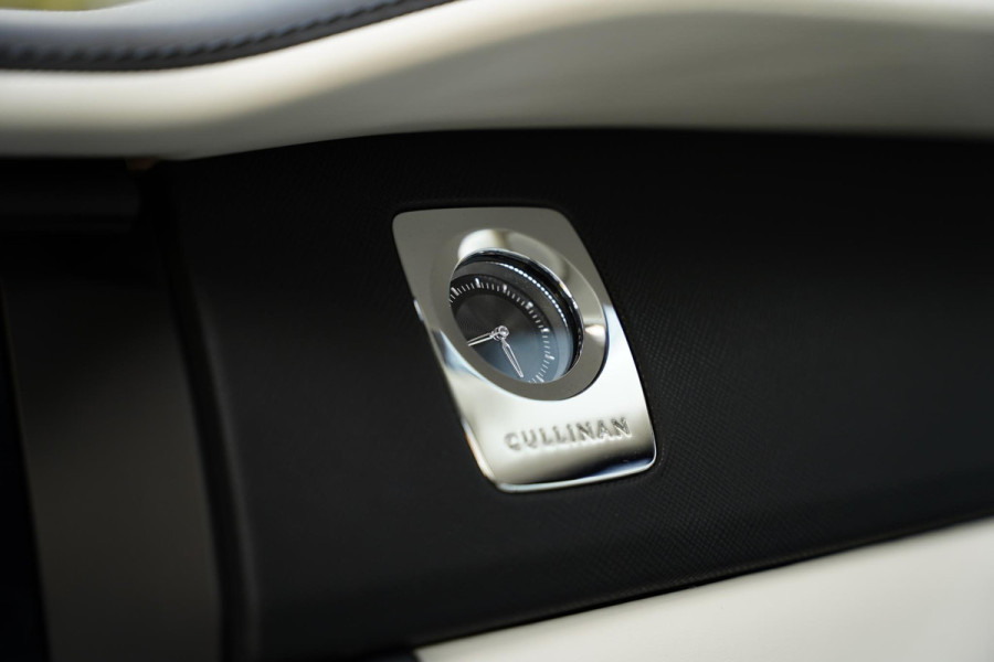 Rolls-Royce Cullinan 6.75 V12 / NL-Auto / Bespoke Audio / Dealer Serviced