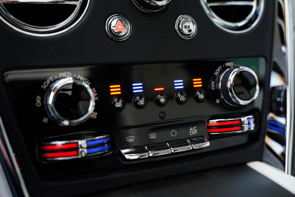 Rolls-Royce Cullinan 6.75 V12 / NL-Auto / Bespoke Audio / Dealer Serviced