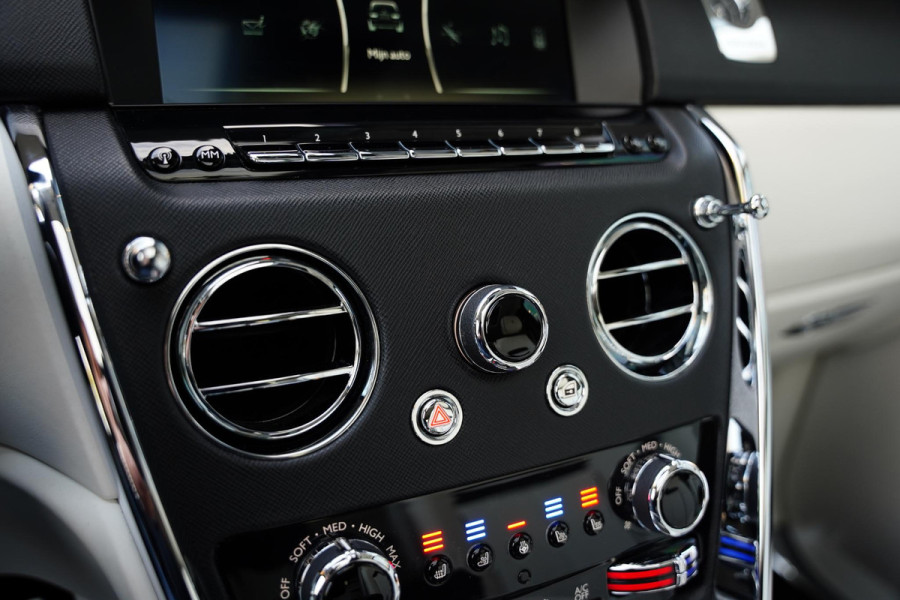Rolls-Royce Cullinan 6.75 V12 / NL-Auto / Bespoke Audio / Dealer Serviced