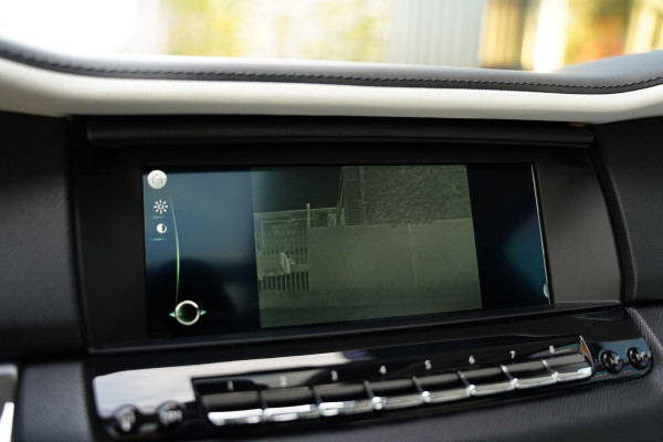 Rolls-Royce Cullinan 6.75 V12 / NL-Auto / Bespoke Audio / Dealer Serviced