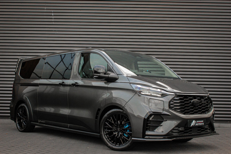 Ford E-Transit Custom 320 L2H1 MS-RT 71kWh 286PK DC DUBBEL CABINE / KUIPSTOELEN / DIRECT RIJDEN / NAVIGATIE / BLACK OPS/JB-EDITION