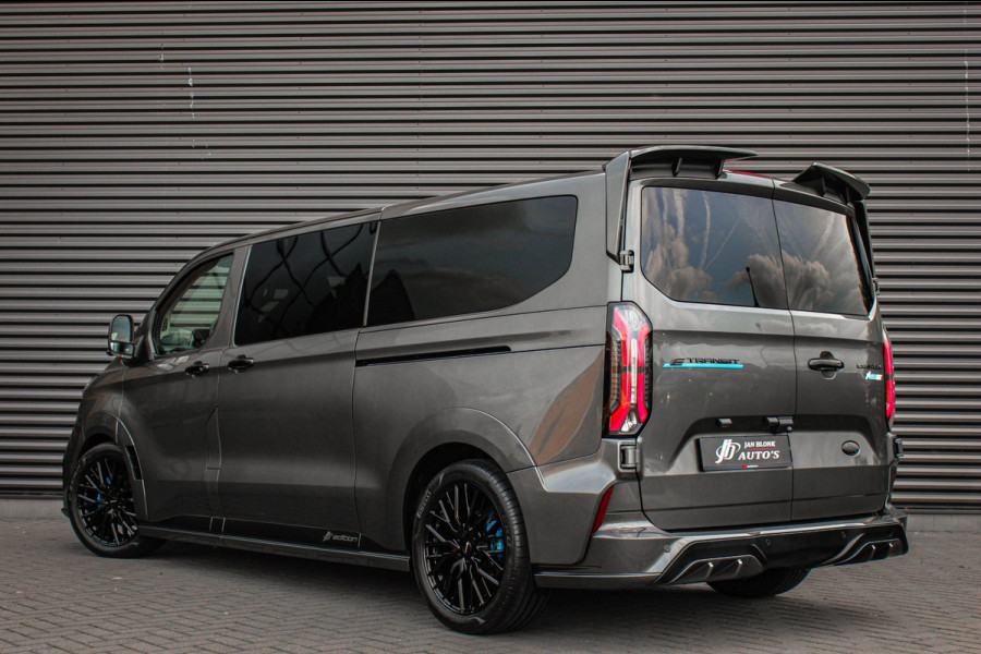 Ford E-Transit Custom 320 L2H1 MS-RT 71kWh 286PK DC DUBBEL CABINE / KUIPSTOELEN / DIRECT RIJDEN / NAVIGATIE / BLACK OPS/JB-EDITION