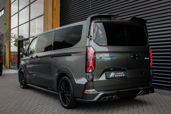 Ford E-Transit Custom 320 L2H1 MS-RT 71kWh 286PK DC DUBBEL CABINE / KUIPSTOELEN / DIRECT RIJDEN / NAVIGATIE / BLACK OPS/JB-EDITION