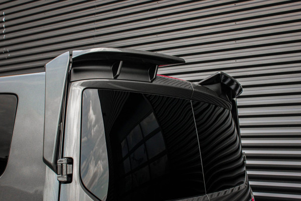 Ford E-Transit Custom 320 L2H1 MS-RT 71kWh 286PK DC DUBBEL CABINE / KUIPSTOELEN / DIRECT RIJDEN / NAVIGATIE / BLACK OPS/JB-EDITION