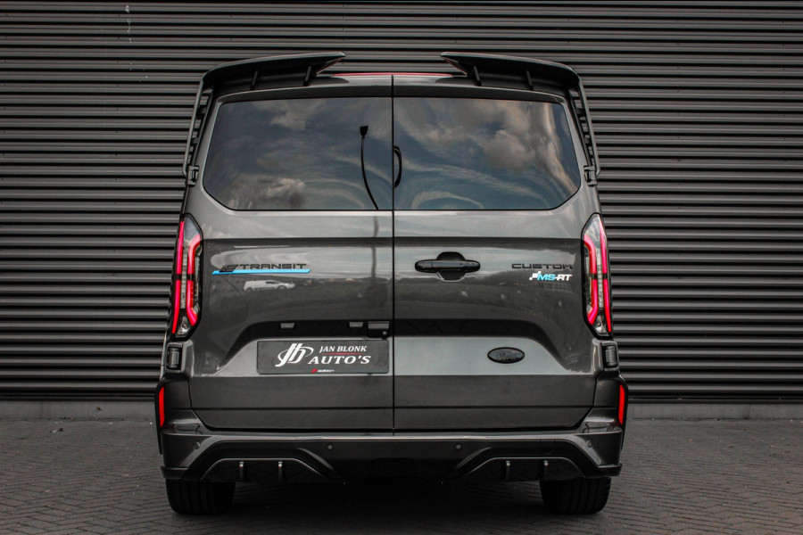 Ford E-Transit Custom 320 L2H1 MS-RT 71kWh 286PK DC DUBBEL CABINE / KUIPSTOELEN / DIRECT RIJDEN / NAVIGATIE / BLACK OPS/JB-EDITION
