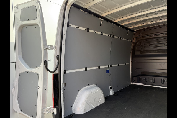 Mercedes-Benz Sprinter 312 55kWh L2H2 Elektrisch 168km WLTP 92.9% (SOH) 80KW Snelladen Climate Control Stoelverwarming Camera Laadkabel