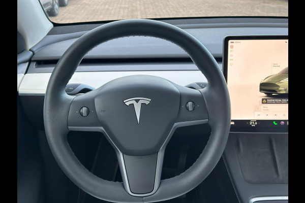 Tesla Model Y Long Range AWD 75 kWh 514 PK | Panoramadak | 360 Camera | LED Verlichting | CarPlay | Lichtmetalen Velgen | Elektrische Stoelen | Elektrische Klep | Navigatie |