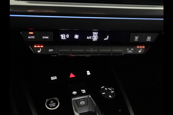 Audi Q4 e-tron 40 Launch edition S Competition 77 kWh 204 pk | SOH 97,14% | Warmtepomp | Navigatie | Parkeersensoren | Achteruitrijcamera | Stoelverwarming | Sonos Geluidssysteem | Head-up display | S-Line |