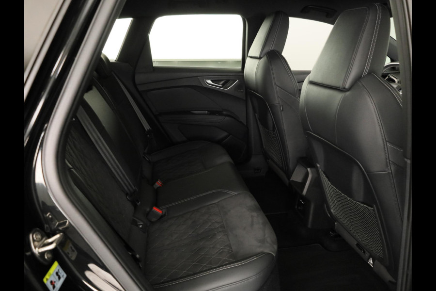 Audi Q4 e-tron 40 Launch edition S Competition 77 kWh 204 pk | SOH 97,14% | Warmtepomp | Navigatie | Parkeersensoren | Achteruitrijcamera | Stoelverwarming | Sonos Geluidssysteem | Head-up display | S-Line |