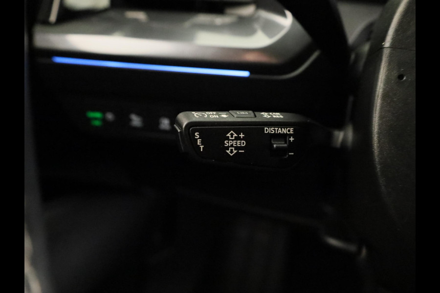 Audi Q4 e-tron 40 Launch edition S Competition 77 kWh 204 pk | SOH 97,14% | Warmtepomp | Navigatie | Parkeersensoren | Achteruitrijcamera | Stoelverwarming | Sonos Geluidssysteem | Head-up display | S-Line |