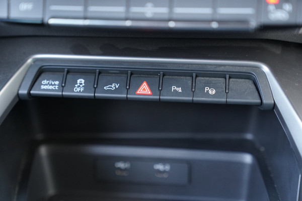 Audi A3 Sportback 40 TFSI e Advanced edition|Prijs incl. 12 mnd garantie| NAV LMV DAB PDC Carplay Bluetooth