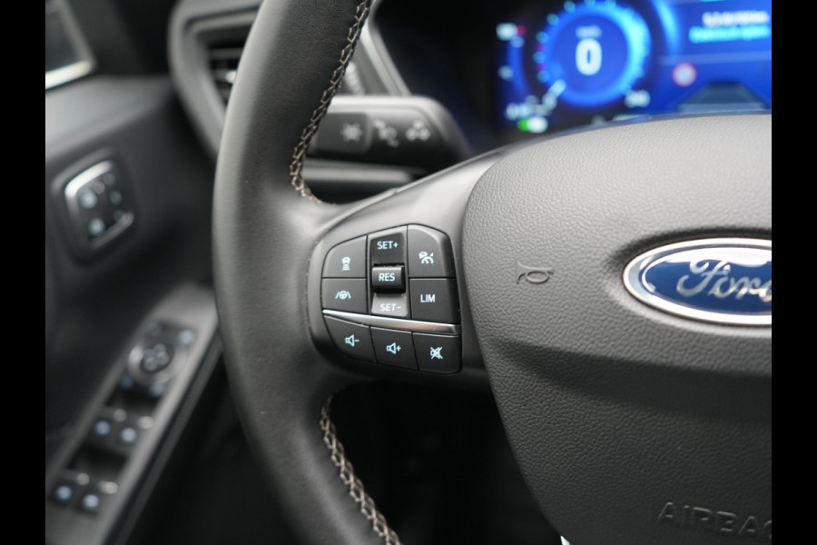 Ford Kuga 2.5 PHEV Vignale 225pk Dealer O.H | Trekhaak Af Fabriek | Panodak | Adaptive Cruise | 360 Camera | Bang & Olufsen | Head Up | Lederen Sportstoelen Memory & Verwarmd | Keyless | Apple Carplay | Navigatie | Virtual | DAB | 18"L.M | Plug In Hybrid |