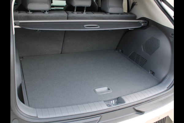 Kia EV3 Plus Advanced 81.4 kWh | STOEL EN STUURVERWARMING | 19 INCH LMV | DODEHOEK DETECTIE |