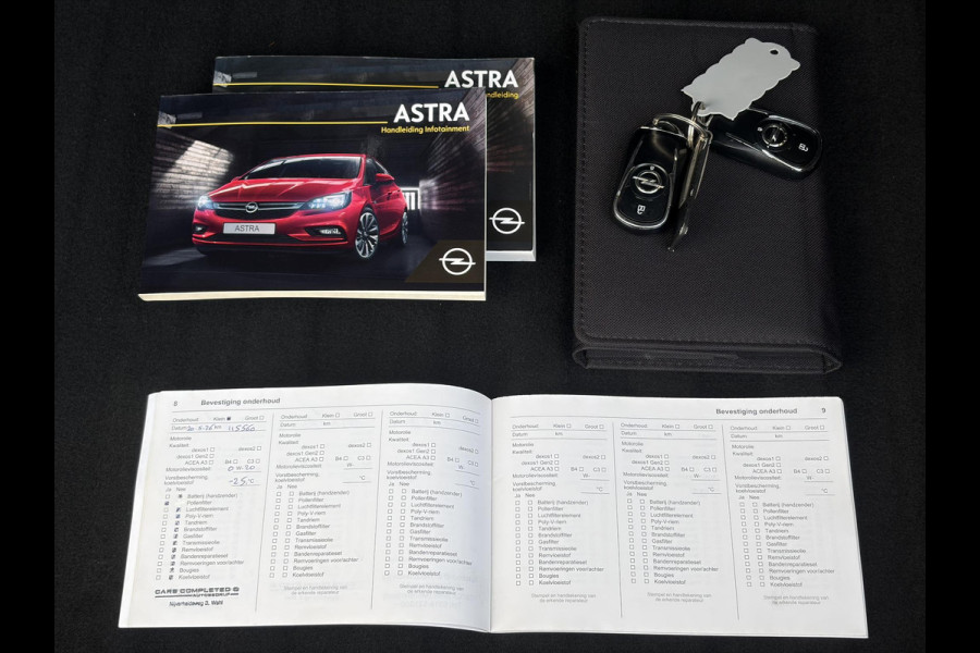 Opel Astra 1.4 Innovation ✓2e Eigenaar✓Carplay✓Keyless✓Camera✓Halfleder✓Navi✓Clima✓Cruise✓150pk✓Pdc V+A✓Rijstrooksensor✓6 Bak✓Dodehoeksensor✓17''Lm velgen✓Recent Beurt gehad✓N.A.P✓Nieuwe Apk bij Aflevering