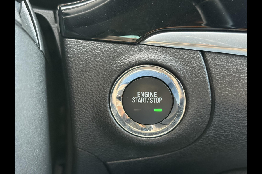 Opel Astra 1.4 Innovation ✓2e Eigenaar✓Carplay✓Keyless✓Camera✓Halfleder✓Navi✓Clima✓Cruise✓150pk✓Pdc V+A✓Rijstrooksensor✓6 Bak✓Dodehoeksensor✓17''Lm velgen✓Recent Beurt gehad✓N.A.P✓Nieuwe Apk bij Aflevering
