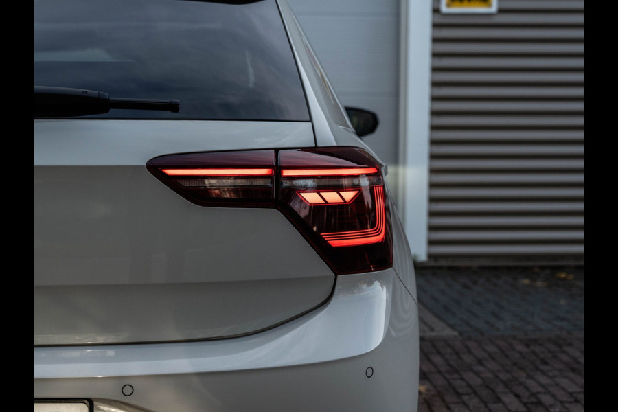 Volkswagen Polo 1.0 TSI Style Pano/IQ.Light/Camera/AppleCarPlay