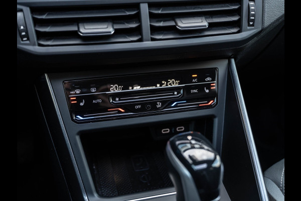 Volkswagen Polo 1.0 TSI Style Pano/IQ.Light/Camera/AppleCarPlay