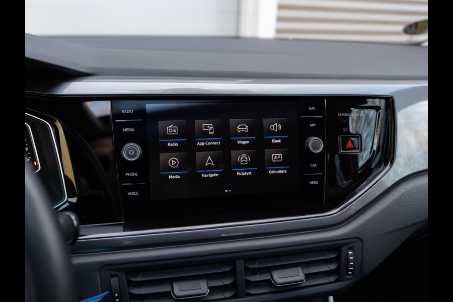 Volkswagen Polo 1.0 TSI Style Pano/IQ.Light/Camera/AppleCarPlay