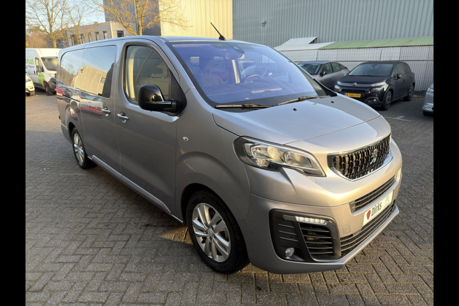 Peugeot e-Expert DC 75 kWh (Stoelverwarming - 2x Schuifdeuren - Keyless Entry - Laadruimte betimmering - Automatische Airco - Navigatie - Parkeer