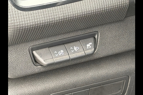 Renault Kangoo 1.3 TCe 130 Luxe L1 Navigatie | Cruise control | Airco | Camera | Parkeersensor.
