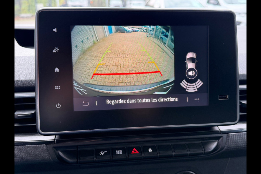 Renault Kangoo 1.3 TCe 130 Luxe L1 Navigatie | Cruise control | Airco | Camera | Parkeersensor.