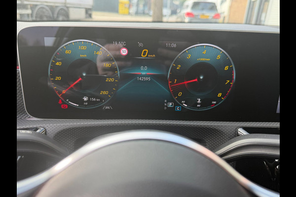 Mercedes-Benz A-Klasse 200 Limousine Progressive Edition - AUTOMAAT I Navigatie/Apple CarPlay I Leer I Airco I PDC I LED I