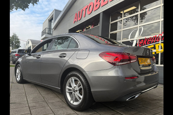 Mercedes-Benz A-Klasse 200 Limousine Progressive Edition - AUTOMAAT I Navigatie/Apple CarPlay I Leer I Airco I PDC I LED I