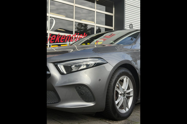 Mercedes-Benz A-Klasse 200 Limousine Progressive Edition - AUTOMAAT I Navigatie/Apple CarPlay I Leer I Airco I PDC I LED I