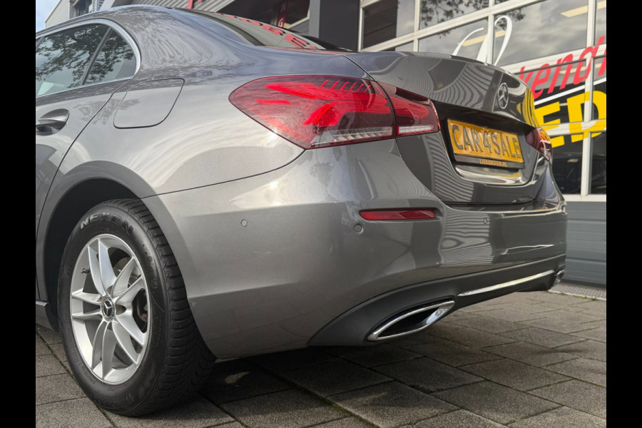 Mercedes-Benz A-Klasse 200 Limousine Progressive Edition - AUTOMAAT I Navigatie/Apple CarPlay I Leer I Airco I PDC I LED I