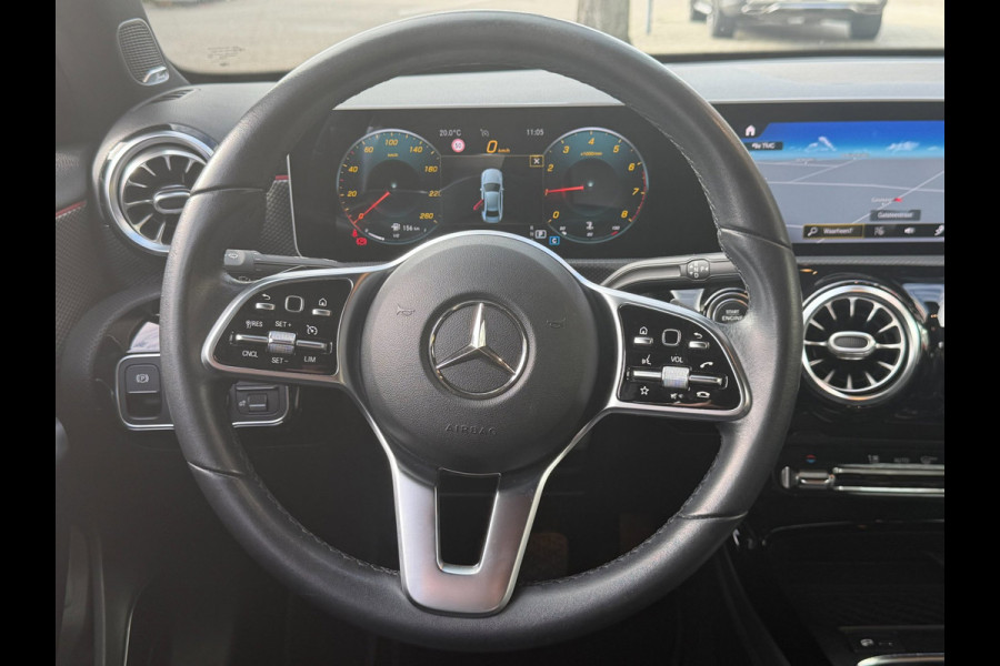 Mercedes-Benz A-Klasse 200 Limousine Progressive Edition - AUTOMAAT I Navigatie/Apple CarPlay I Leer I Airco I PDC I LED I