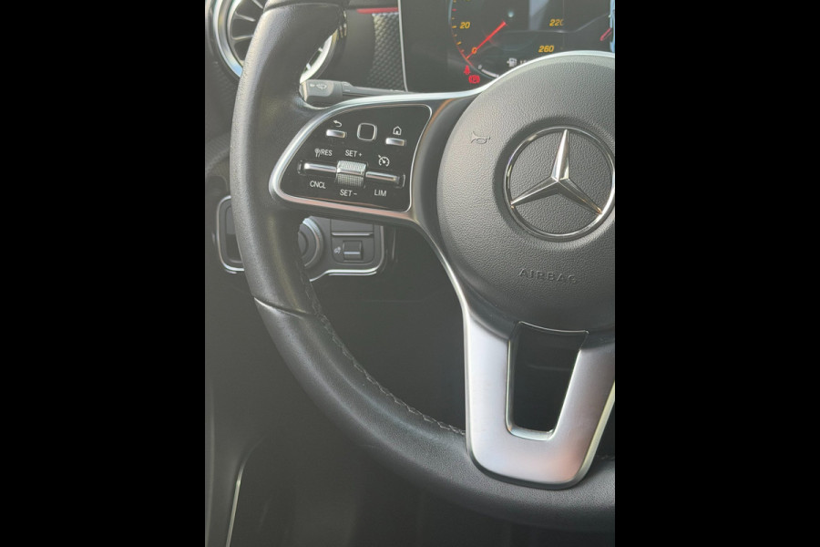 Mercedes-Benz A-Klasse 200 Limousine Progressive Edition - AUTOMAAT I Navigatie/Apple CarPlay I Leer I Airco I PDC I LED I