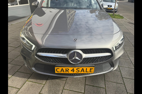 Mercedes-Benz A-Klasse 200 Limousine Progressive Edition - AUTOMAAT I Navigatie/Apple CarPlay I Leer I Airco I PDC I LED I