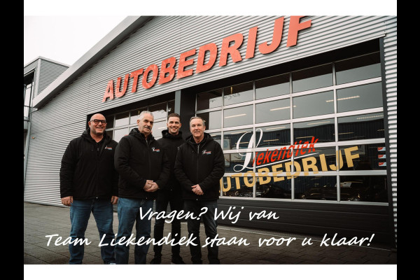 Mercedes-Benz A-Klasse 200 Limousine Progressive Edition - AUTOMAAT I Navigatie/Apple CarPlay I Leer I Airco I PDC I LED I