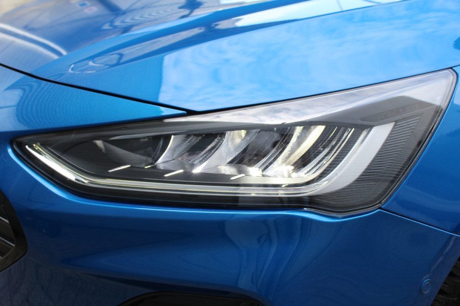 Ford FOCUS Wagon 1.0 EcoBoost Hybrid ST Line X | Trekhaak | BLIS | Winterpack | Adaptieve cruise
