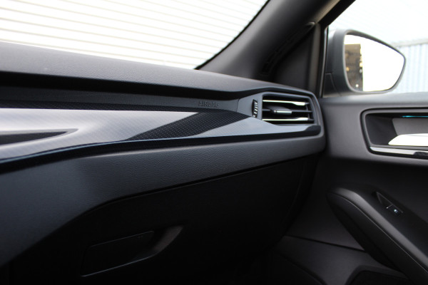 Ford FOCUS Wagon 1.0 EcoBoost Hybrid ST Line X | Trekhaak | BLIS | Winterpack | Adaptieve cruise
