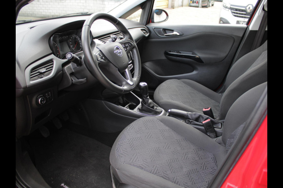 Opel Corsa 1.4 Favourite | APPLE CARPLAY | 12 MAANDEN BOVAG GARANTIE |