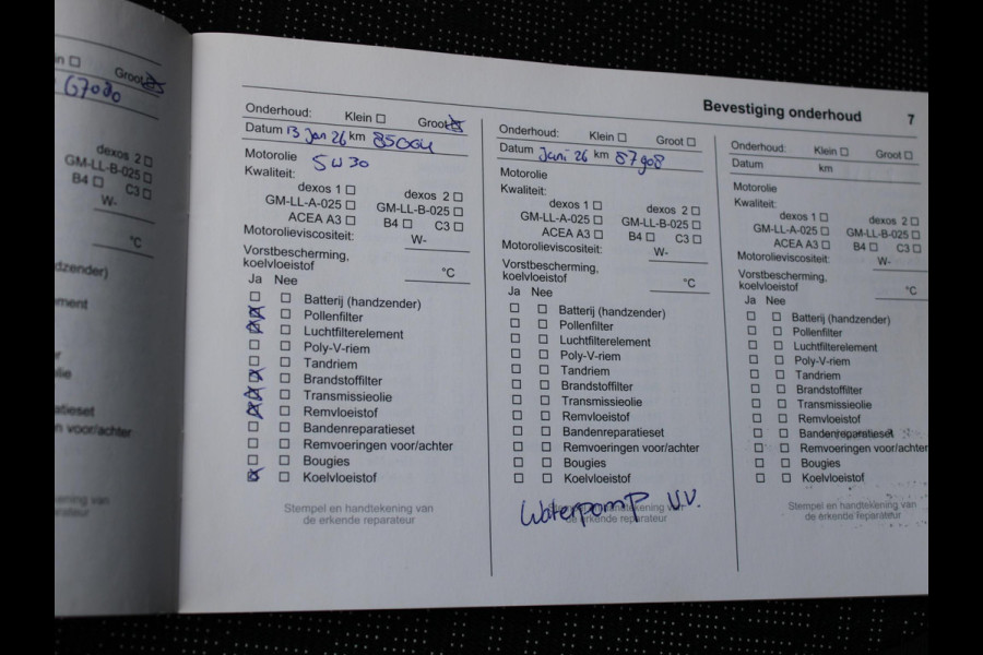 Opel Corsa 1.4 Favourite | APPLE CARPLAY | 12 MAANDEN BOVAG GARANTIE |