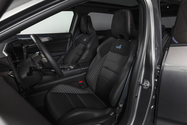 Renault Austral 1.2 E-Tech full hybrid 200 esprit Alpine | Pano | 360 Camera | Elek. Stoelen | Winterpack | Dig. Cockpit | Adapt. Cruise | PDC | NAV+App. Connect | ECC | LM 20" | 2937