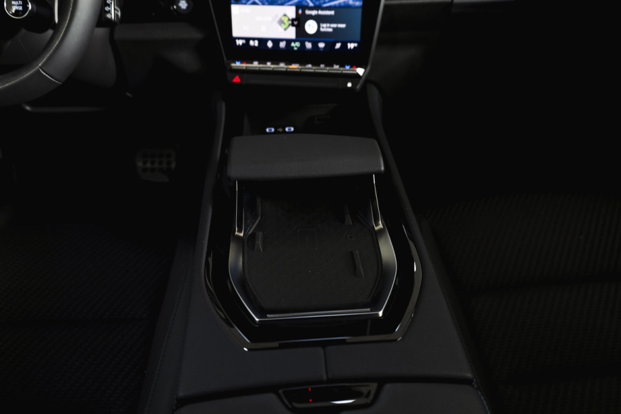Renault Austral 1.2 E-Tech full hybrid 200 esprit Alpine | Pano | 360 Camera | Elek. Stoelen | Winterpack | Dig. Cockpit | Adapt. Cruise | PDC | NAV+App. Connect | ECC | LM 20" | 2937