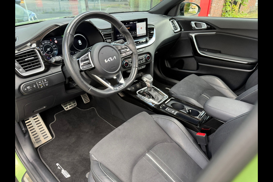 Kia Xceed 1.5 T-GDi GT-PlusLine - Automaat - Pano/Schuifdak - Winterpakket- Navi - Org.NL