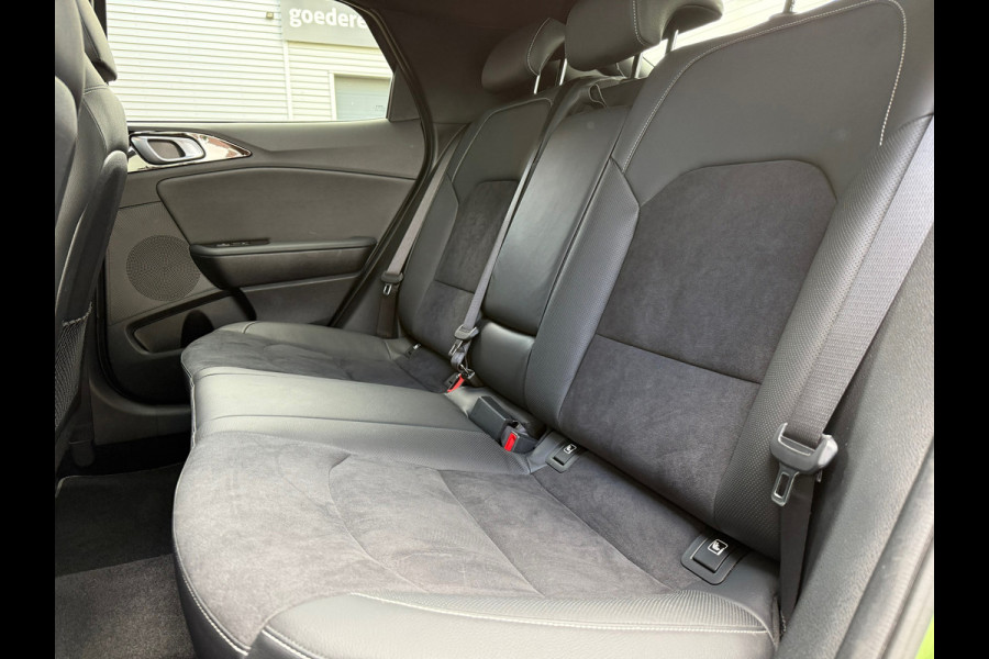 Kia Xceed 1.5 T-GDi GT-PlusLine - Automaat - Pano/Schuifdak - Winterpakket- Navi - Org.NL