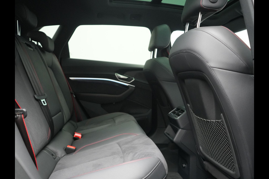 Audi Q8 e-tron 55 Quattro S Line 115 kWh 408pk Dealer O.H | Panodak | Luchtvering | Camera | Bang & Olufsen | Alcantara Sportstoelen Memory & Verwarmd | Sfeerverlichting | Cruise Control | DAB | Navigatie | Virtual | 21"L.M |