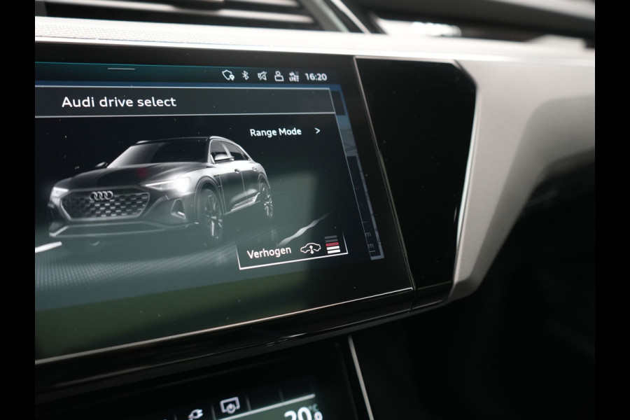 Audi Q8 e-tron 55 Quattro S Line 115 kWh 408pk Dealer O.H | Panodak | Luchtvering | Camera | Bang & Olufsen | Alcantara Sportstoelen Memory & Verwarmd | Sfeerverlichting | Cruise Control | DAB | Navigatie | Virtual | 21"L.M |