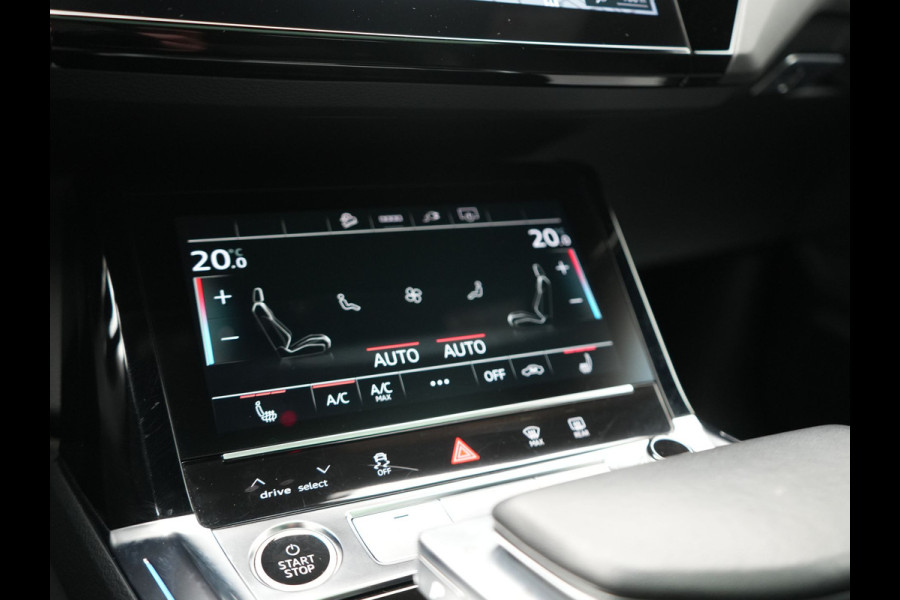 Audi Q8 e-tron 55 Quattro S Line 115 kWh 408pk Dealer O.H | Panodak | Luchtvering | Camera | Bang & Olufsen | Alcantara Sportstoelen Memory & Verwarmd | Sfeerverlichting | Cruise Control | DAB | Navigatie | Virtual | 21"L.M |