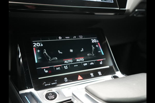 Audi Q8 e-tron 55 Quattro S Line 115 kWh 408pk Dealer O.H | Panodak | Luchtvering | Camera | Bang & Olufsen | Alcantara Sportstoelen Memory & Verwarmd | Sfeerverlichting | Cruise Control | DAB | Navigatie | Virtual | 21"L.M |