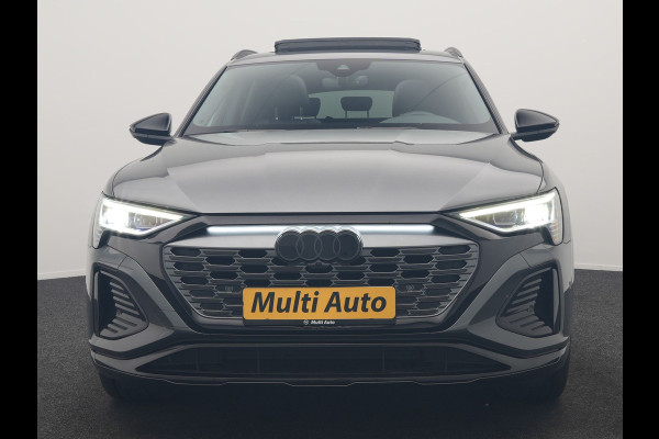 Audi Q8 e-tron 55 Quattro S Line 115 kWh 408pk Dealer O.H | Panodak | Luchtvering | Camera | Bang & Olufsen | Alcantara Sportstoelen Memory & Verwarmd | Sfeerverlichting | Cruise Control | DAB | Navigatie | Virtual | 21"L.M |