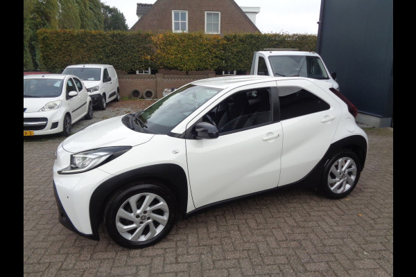 Toyota Aygo X 1.0 VVT-i MT Play