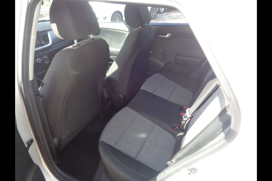 Kia Stonic 1.0 T-GDi DynamicLine