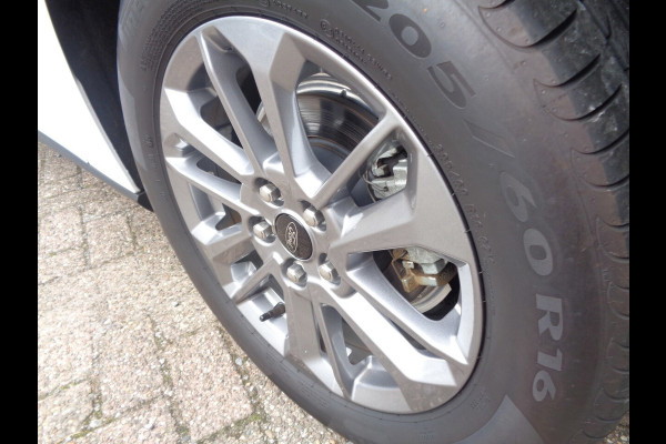 Ford Focus 1.0 EcoBoost Hybrid Titanium