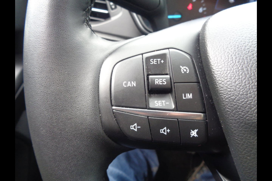 Ford Focus 1.0 EcoBoost Hybrid Titanium